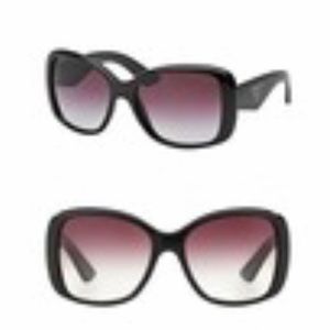 Prada 57mm sunglasses 💯 case included✨